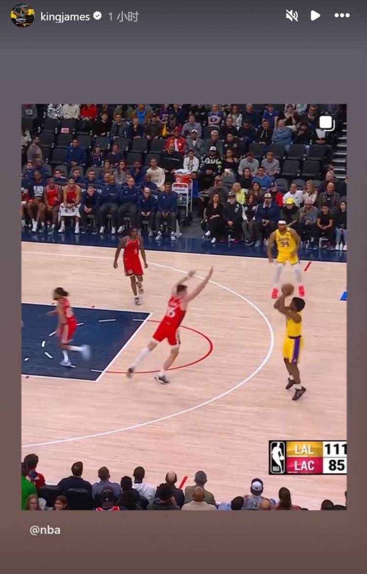  為你驕傲！布朗尼投進(jìn)NBA生涯首記三分球！詹姆斯賽后轉(zhuǎn)發(fā)