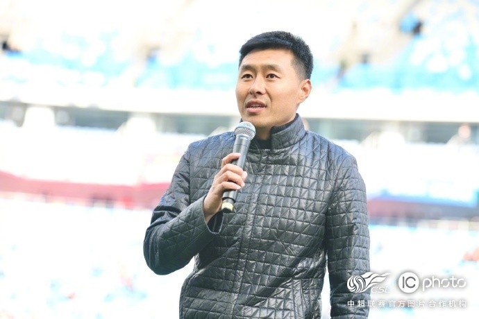  感謝姜寧和劉震理為中國足球、青島足球、青島海牛做出的貢獻(xiàn)